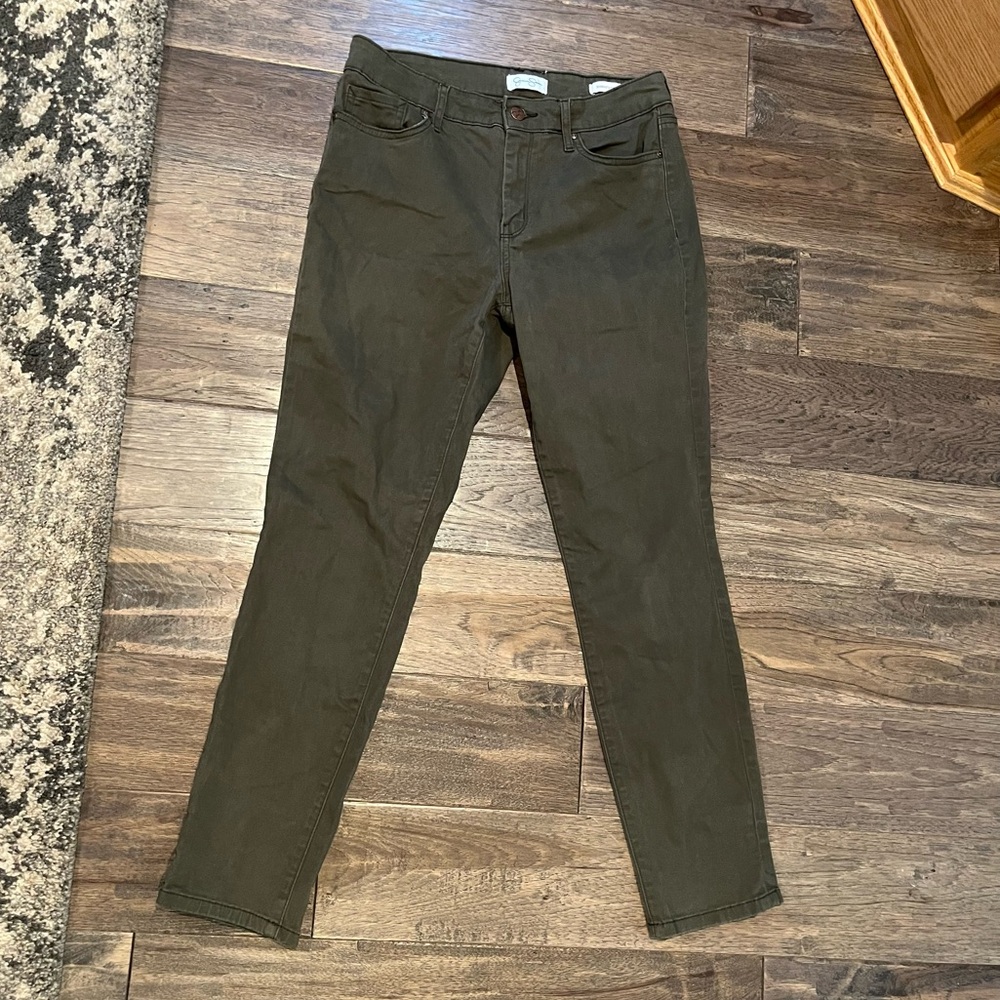 Jessica Simpson Olive Green Relaxed Skinny Crop Jeans Size 4/27